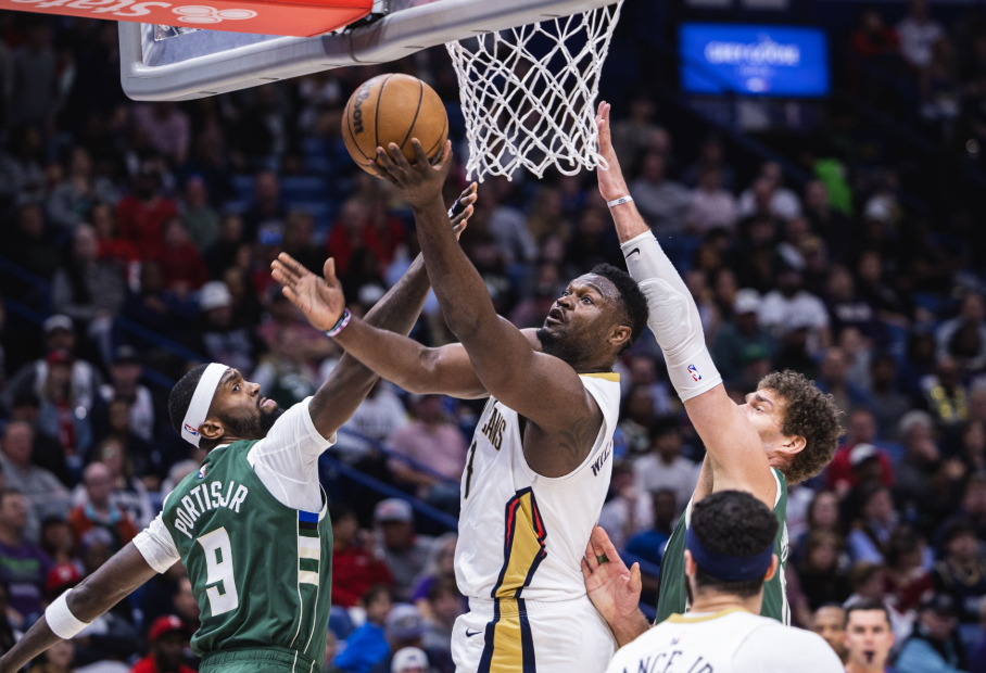 爱游戏平台-出色防守引发热议!,字母哥在勇士比赛中爆冷比赛高潮迭起-爱游戏平台